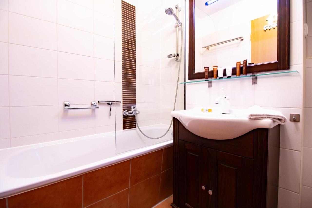 Ferienwohnung Rabe Binz Bagian luar foto
